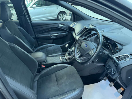Ford Kuga 2.0 Kuga ST-Line X TDCi 5dr 49