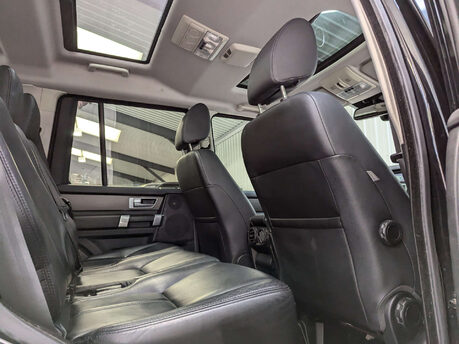 Land Rover Discovery 3.0 Discovery Graphite SDV6 Auto 4WD 5dr 60