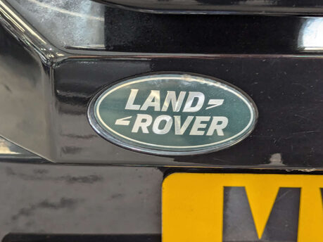 Land Rover Discovery 3.0 Discovery Graphite SDV6 Auto 4WD 5dr 38