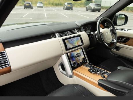 Land Rover Range Rover 4.4 Range Rover Autobiography SDV8 Auto 4WD 5dr 18