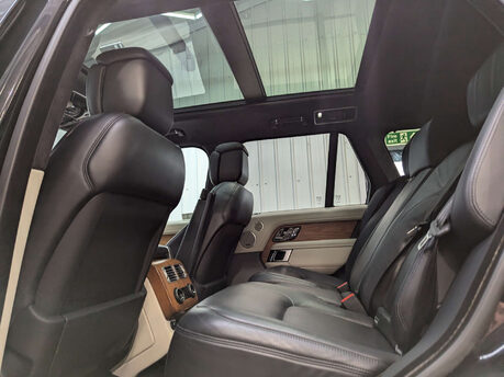 Land Rover Range Rover 4.4 Range Rover Autobiography SDV8 Auto 4WD 5dr 66