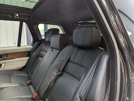 Land Rover Range Rover 4.4 Range Rover Autobiography SDV8 Auto 4WD 5dr 67