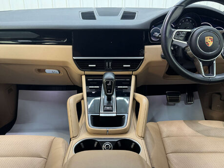 Porsche Cayenne 2.9 Cayenne V6 S Auto 4WD 5dr 77