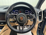 Porsche Cayenne 2.9 Cayenne V6 S Auto 4WD 5dr 69