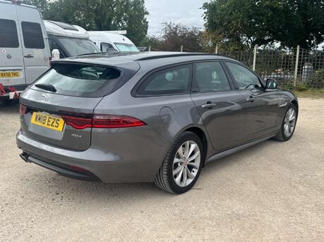 Jaguar XF 2.0 XF R-Sport D Auto 5dr 10