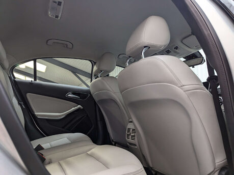 Mercedes-Benz A Class 1.5 A 180 D Sport Executive 5dr 54