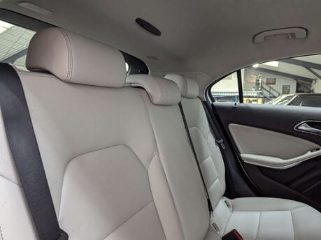 Mercedes-Benz A Class 1.5 A 180 D Sport Executive 5dr 55
