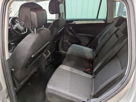 Volkswagen Tiguan 2.0 Tiguan SE Nav TDI BlueMotion Technology 5dr 67