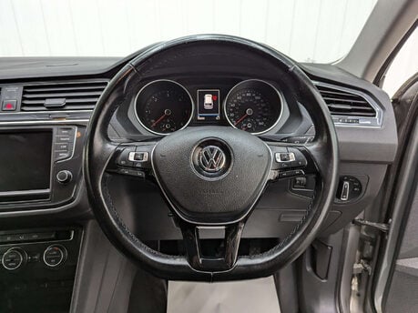 Volkswagen Tiguan 2.0 Tiguan SE Nav TDI BlueMotion Technology 5dr 76