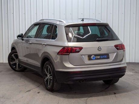 Volkswagen Tiguan 2.0 Tiguan SE Nav TDI BlueMotion Technology 5dr 12