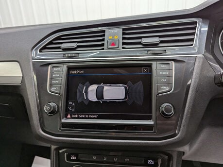 Volkswagen Tiguan 2.0 Tiguan SE Nav TDI BlueMotion Technology 5dr 92