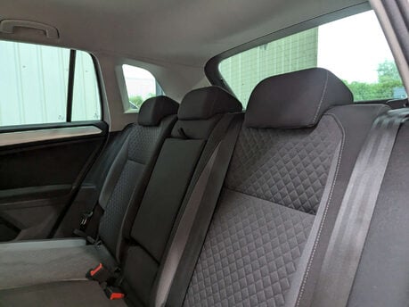 Volkswagen Tiguan 2.0 Tiguan SE Nav TDI BlueMotion Technology 5dr 69