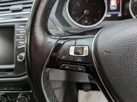 Volkswagen Tiguan 2.0 Tiguan SE Nav TDI BlueMotion Technology 5dr 75