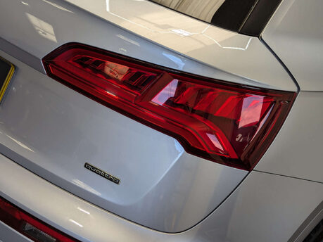 Audi Q5 2.0 Q5 S Line TFSI Quattro Semi-Auto 4WD 5dr 36