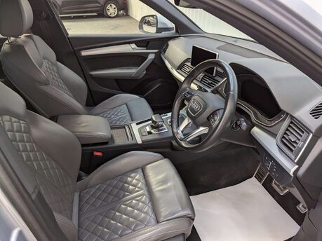 Audi Q5 2.0 Q5 S Line TFSI Quattro Semi-Auto 4WD 5dr 42