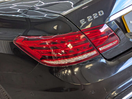 Mercedes-Benz E Class 2.1 E220 AMG Sport CDi Auto 2dr 37