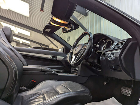 Mercedes-Benz E Class 2.1 E220 AMG Sport CDi Auto 2dr 44