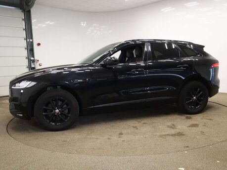 Jaguar F-Pace 2.0 F-PACE R-Sport AWD D Auto 4WD 5dr 17