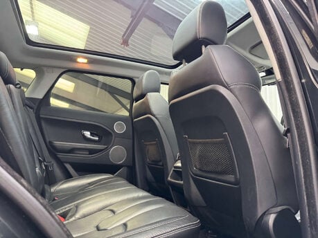 Land Rover Range Rover Evoque 2.2 Range Rover Evoque Dynamic SD4 Auto 4WD 5dr 63