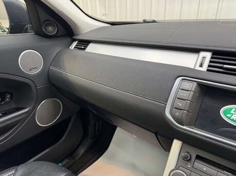 Land Rover Range Rover Evoque 2.2 Range Rover Evoque Dynamic SD4 Auto 4WD 5dr 93