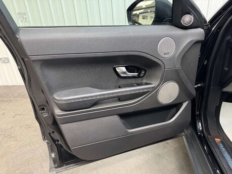Land Rover Range Rover Evoque 2.2 Range Rover Evoque Dynamic SD4 Auto 4WD 5dr 61