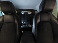 Land Rover Discovery Sport 2.0 Discovery Sport SE TD4 Auto 4WD 5dr 17