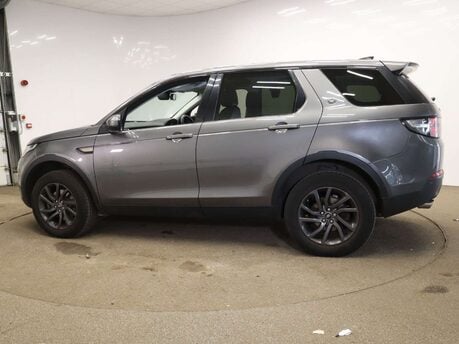 Land Rover Discovery Sport 2.0 Discovery Sport SE TD4 Auto 4WD 5dr 13