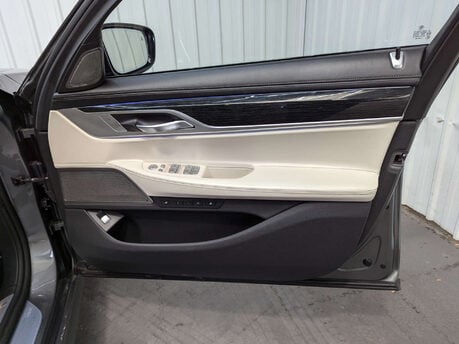BMW 7 Series 3.0 740ld xDrive M Sport Auto 4WD 4dr 54