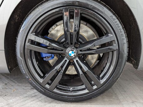 BMW 7 Series 3.0 740ld xDrive M Sport Auto 4WD 4dr 32