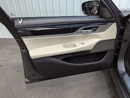 BMW 7 Series 3.0 740ld xDrive M Sport Auto 4WD 4dr 60