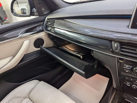BMW X5 3.0 X5 M50D Auto 4WD 5dr 100