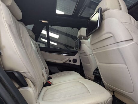 BMW X5 3.0 X5 M50D Auto 4WD 5dr 64