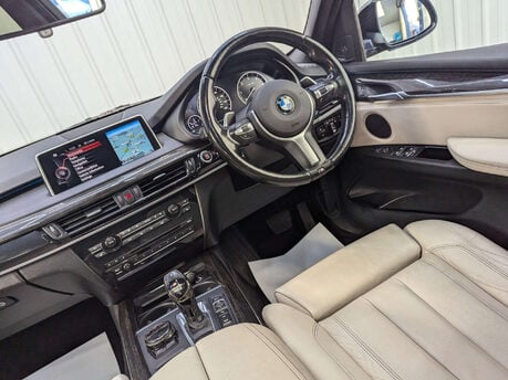 BMW X5 3.0 X5 M50D Auto 4WD 5dr 48