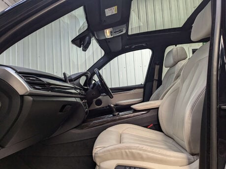 BMW X5 3.0 X5 M50D Auto 4WD 5dr 58