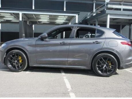 Alfa Romeo Stelvio 2.0 Stelvio Veloce TB AWD Auto 4WD 5dr 20