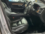Volvo S90 2.0 S90 Inscription D5 PowerPulse AWD Auto 4WD 4dr 3