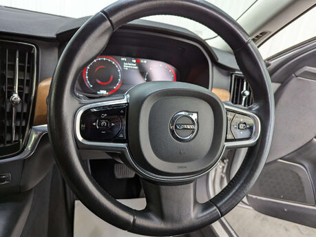 Volvo S90 2.0 S90 Inscription D5 PowerPulse AWD Auto 4WD 4dr 76