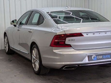 Volvo S90 2.0 S90 Inscription D5 PowerPulse AWD Auto 4WD 4dr 35