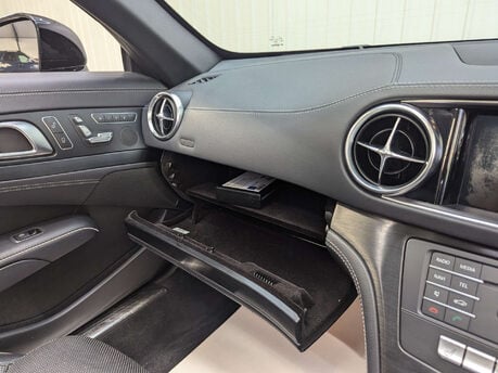 Mercedes-Benz SL Series 3.0 SL 400 AMG Line Auto 2dr 81