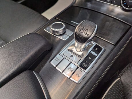 Mercedes-Benz SL Series 3.0 SL 400 AMG Line Auto 2dr 79