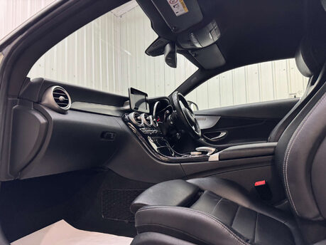 Mercedes-Benz C Class 2.1 C 220 Sport D Auto 2dr 54