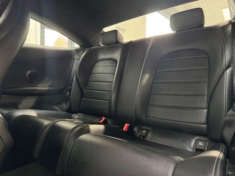 Mercedes-Benz C Class 2.1 C 220 Sport D Auto 2dr 63