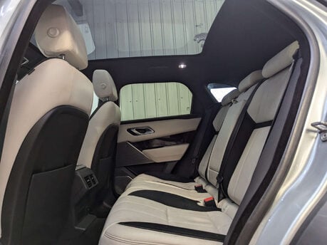 Land Rover Range Rover Velar 2.0 Range Rover Velar R-Dynamic SE D240 Auto 4WD 5dr 69