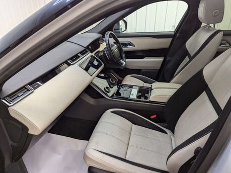 Land Rover Range Rover Velar 2.0 Range Rover Velar R-Dynamic SE D240 Auto 4WD 5dr 55