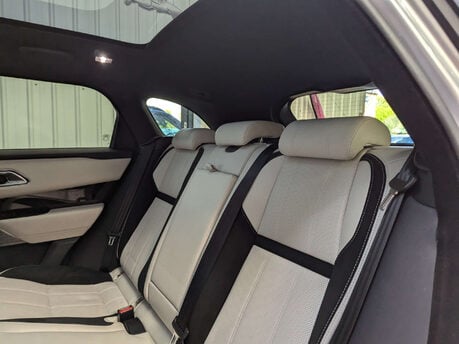 Land Rover Range Rover Velar 2.0 Range Rover Velar R-Dynamic SE D240 Auto 4WD 5dr 68