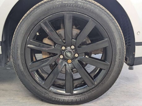 Land Rover Range Rover Velar 2.0 Range Rover Velar R-Dynamic SE D240 Auto 4WD 5dr 30