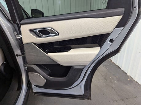 Land Rover Range Rover Velar 2.0 Range Rover Velar R-Dynamic SE D240 Auto 4WD 5dr 65