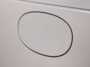 Land Rover Range Rover Velar 2.0 Range Rover Velar R-Dynamic SE D240 Auto 4WD 5dr 32