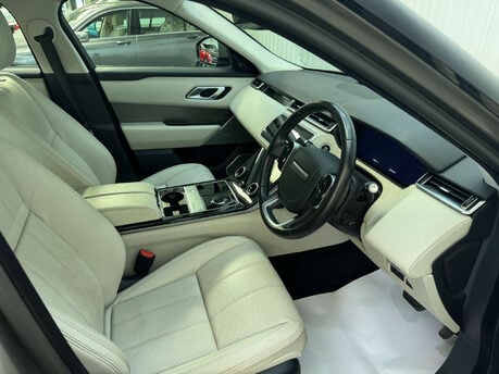 Land Rover Range Rover Velar 2.0 Range Rover Velar SE D180 Auto 4WD 5dr 50