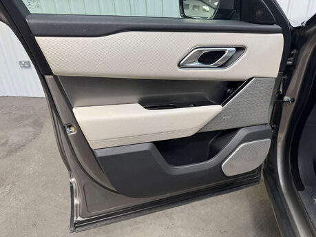 Land Rover Range Rover Velar 2.0 Range Rover Velar SE D180 Auto 4WD 5dr 60
